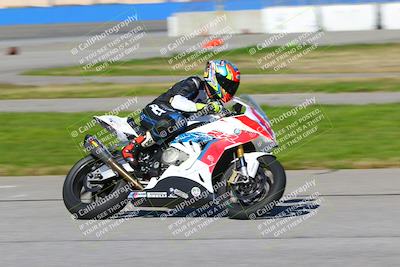 media/Jan-20-2023-Fastrack Riders (Fri) [[f2ad32aba3]]/Level 3/session 4 turn 6/